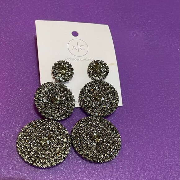 Accessory Concierge Statement Dangle Earrings - Picture 2 of 3